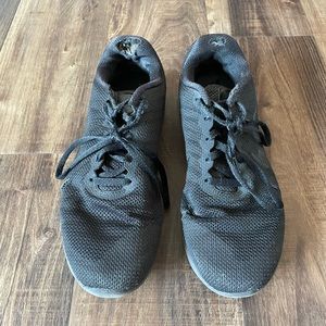 Black Nike Running Shoes